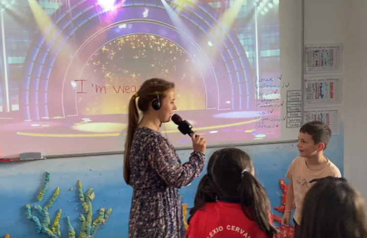 Welcome English Fashion Show