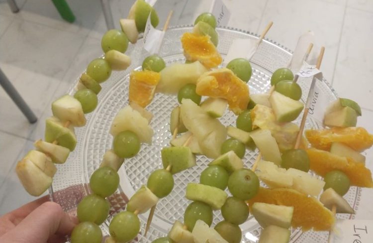 Welcome English Fruit Kebabs