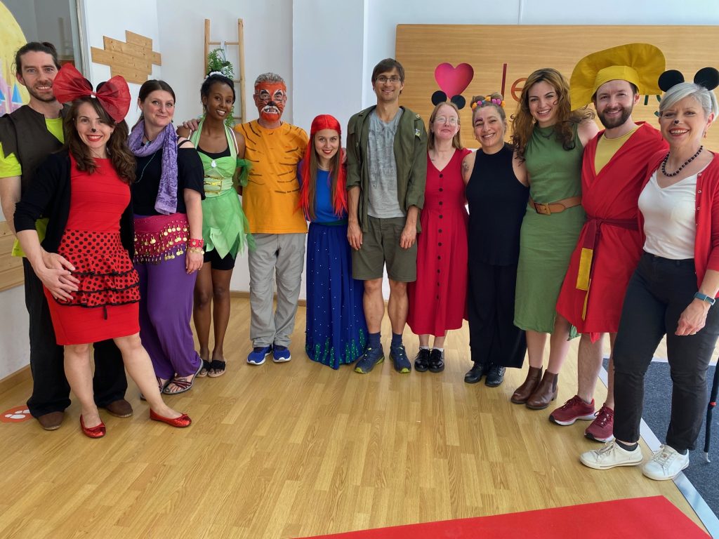 Welcome English Summer Party