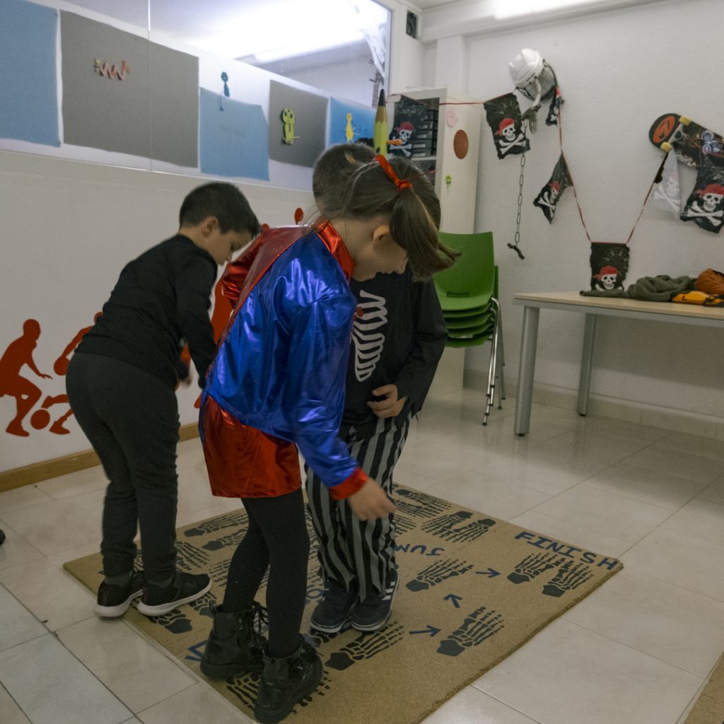 30102023 DSF8021 Scary Halloween!! Welcome English 30102023 DSF8021