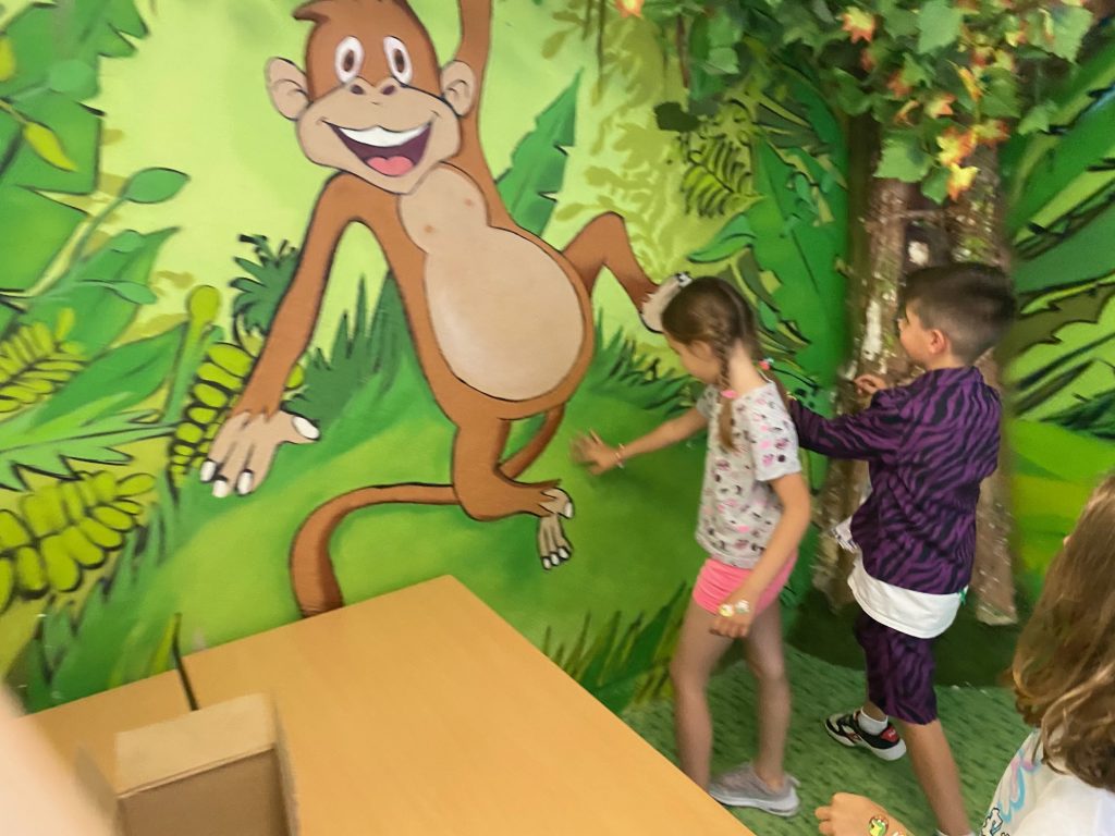 Welcome English IMG 0972