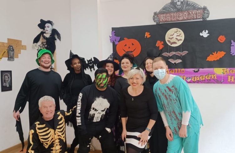 Welcome English Scary Halloween