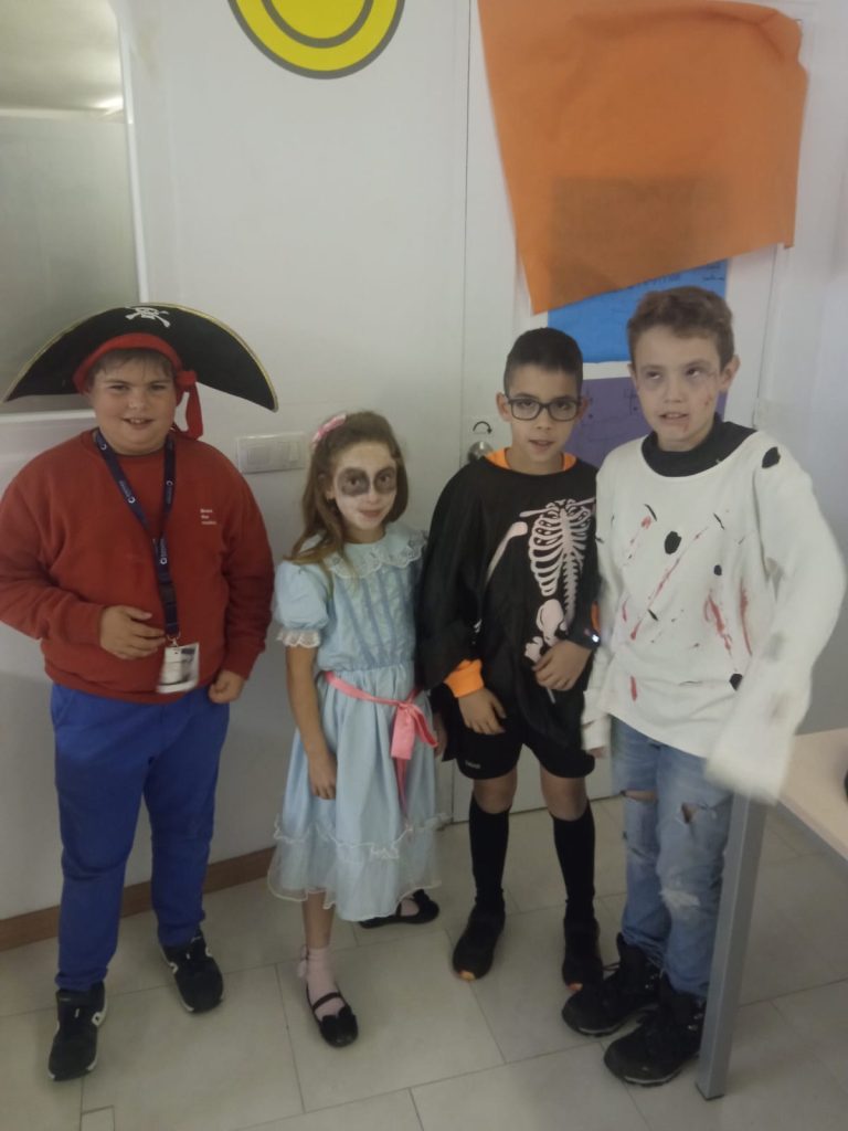 WhatsApp Image 2023 11 02 at 21.38.05 1 Scary Halloween!! Welcome English WhatsApp Image 2023 11 02 at 21.38.05 1