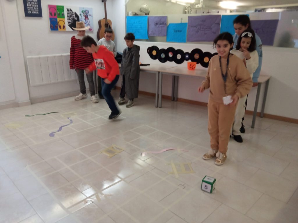 WhatsApp Image 2023 11 02 at 21.38.43 1 Scary Halloween!! Welcome English WhatsApp Image 2023 11 02 at 21.38.43 1