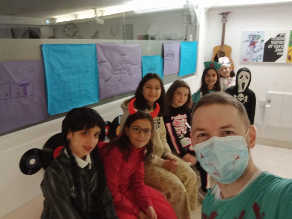 WhatsApp Image 2023 11 02 at 21.39.08 Scary Halloween!! Welcome English WhatsApp Image 2023 11 02 at 21.39.08