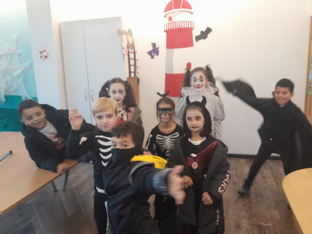 WhatsApp Image 2023 11 05 at 15.58.52 1 Scary Halloween!! Welcome English WhatsApp Image 2023 11 05 at 15.58.52 1